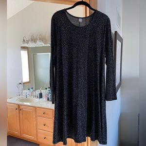 Woman’s dress size L
